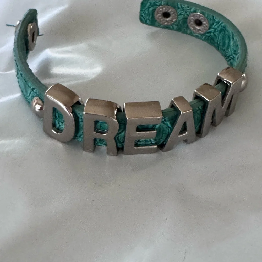 BCBGenerationap Silver and turquoise leather 'DREAM' Bracelet Band